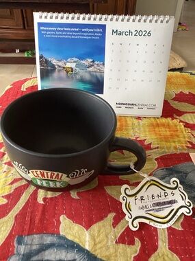 Central Perk Black Ceramic Coffee Mug - Friends Logo